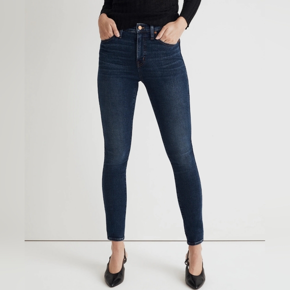 Madewell Denim - Madewell 10in high Waisted Skinny jeans dark wash NWT size 23